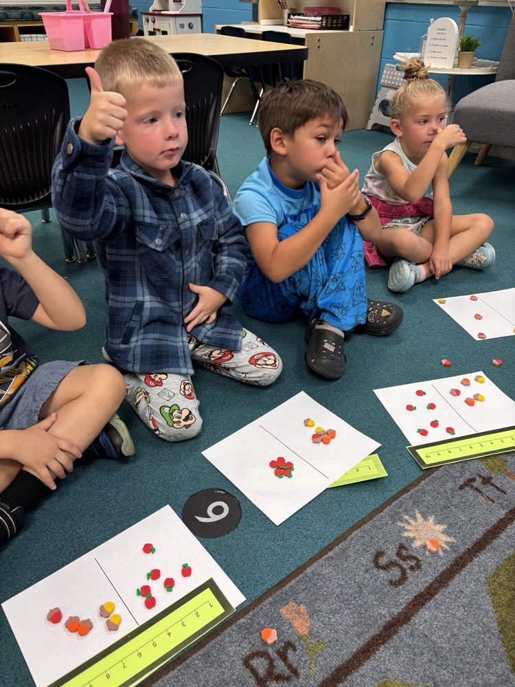 So many fun learning opportunities happening at the MECC!🎃🍁🍎