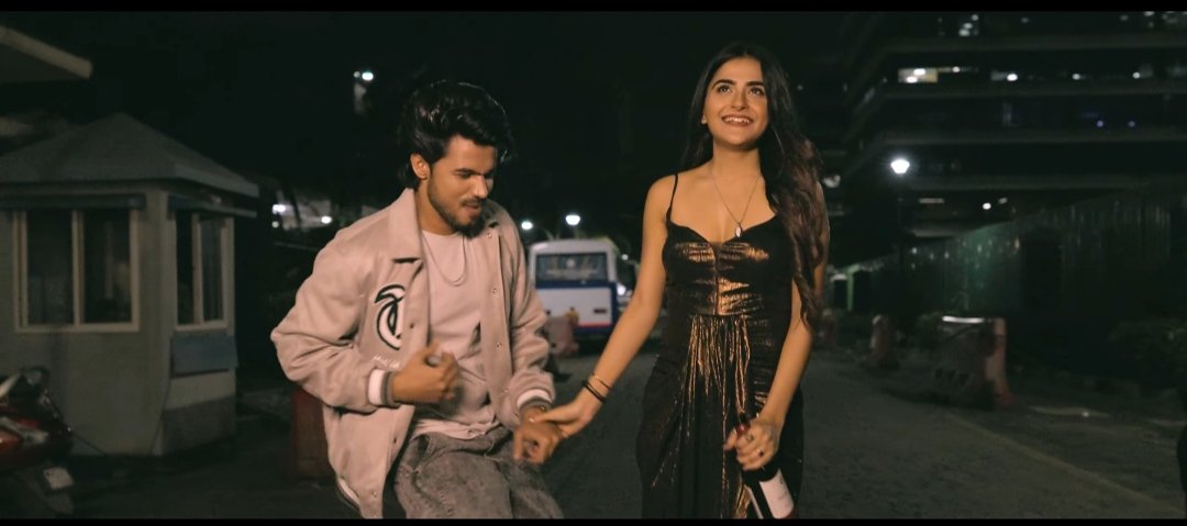 aneetpadda_loml's tweet photo. I loved the mv so much 💘🤍
Them💙✨
#DebattamaSaha #Tabishpasha #MeriHumdum https://t.co/80MniX2v8P