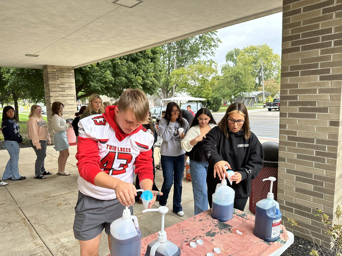 Twin Lakes Schools tweet media