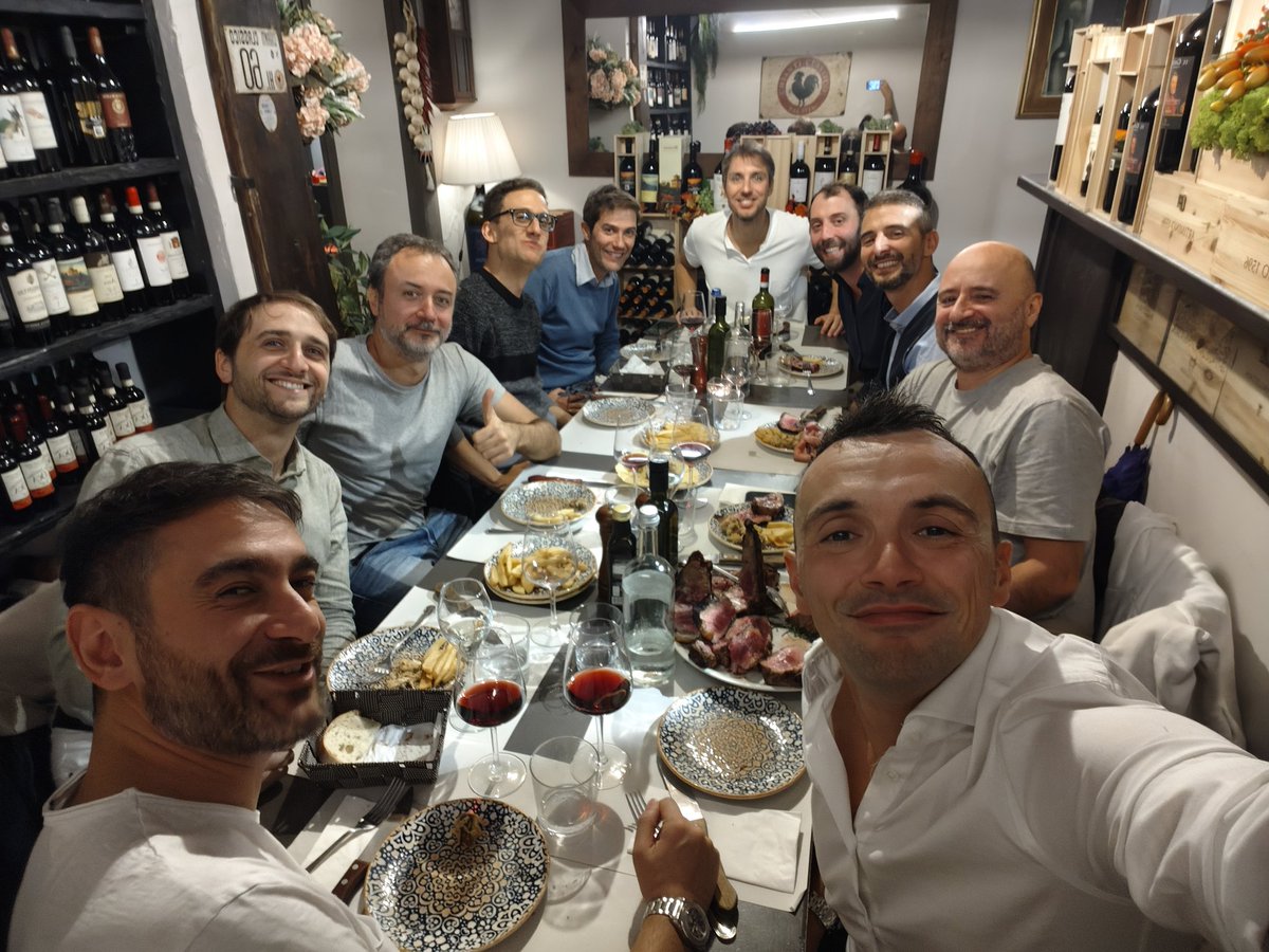 <a href="/D_Tirinnanzi/">Daniele Tirinnanzi</a> Si Sposa ➡️ Cena Sportiva

<a href="/magicmommi/">Tommaso Fabiani</a> <a href="/Official_Prat/">Andrea Pratellesi</a> <a href="/Marco_Rsgnl/">Marco Rosignoli</a> <a href="/Andre_Capretz/">Andrea Capretti</a> <a href="/magicmommi/">Tommaso Fabiani</a> @F_Genna88 <a href="/BaffaFilippo/">Filippo Baffa</a> <a href="/stefanto91/">strafa</a>