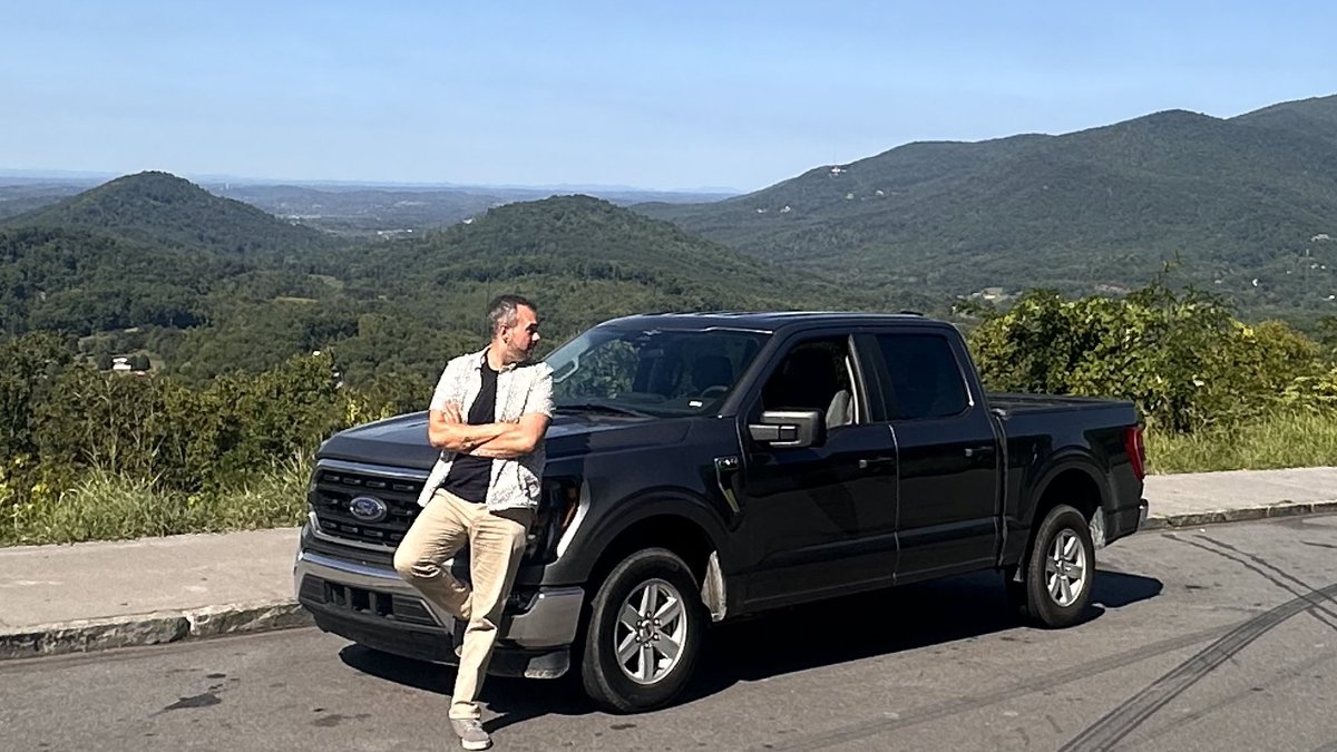 MoElsopki's tweet photo. Introducing BIG ROY, our USA road trip pick up truck, named after Mr Kent himself @brettgoldstein  💪 
#TedLasso #footballislife https://t.co/g9lU84nDqc