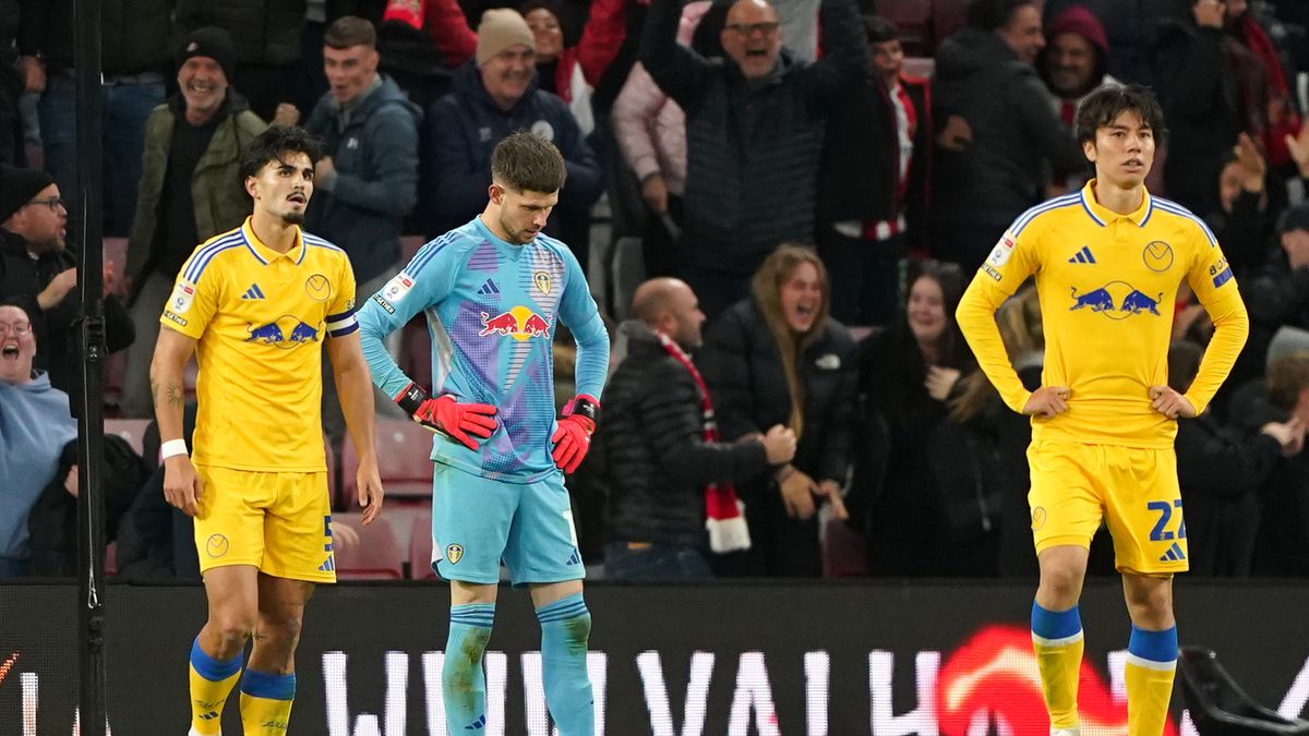 JTLivee's tweet image. If William Shakespeare wrote the scrip for the last two minutes of that game he'd have his retina spat on, been kicked in the asophogas and gouged by the eyelashes.

You Can't write this stuff...

#LUFC