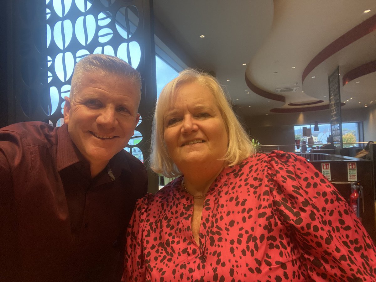 Lovely way to end a busy week catching up with one of my predecessors <a href="/lewsleymooney/">P Lewsley Mooney CBE</a> 

Let’s build upon the work of all of our commissioners by protecting child rights in law #ForEveryChildEveryRight