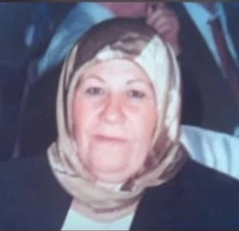 Bugün Canım Anamın ölüm yıldönümü Rahmetle anıyoruz.Rabbim mekanını Cennet eylesin.Rahmete kavuşmuş Tüm Annelerimize bir Fatiha hediye edelim. #Annem