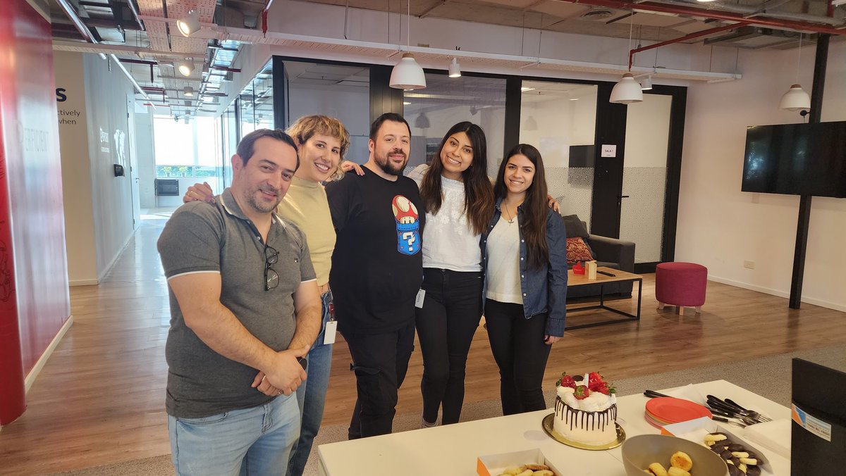 PerficientLATAM's tweet image. 🎉 ¡En @PerficientLATAM celebramos los cumpleaños con mucha alegría! 🎂

Nos encanta festejar a nuestros compañeros y agradecerles por ser parte de nuestra familia. ¡Que nunca falten las sonrisas y las felicitaciones en su día especial! 🥳🎶

#LifeAtPerficient #PerficientCulture