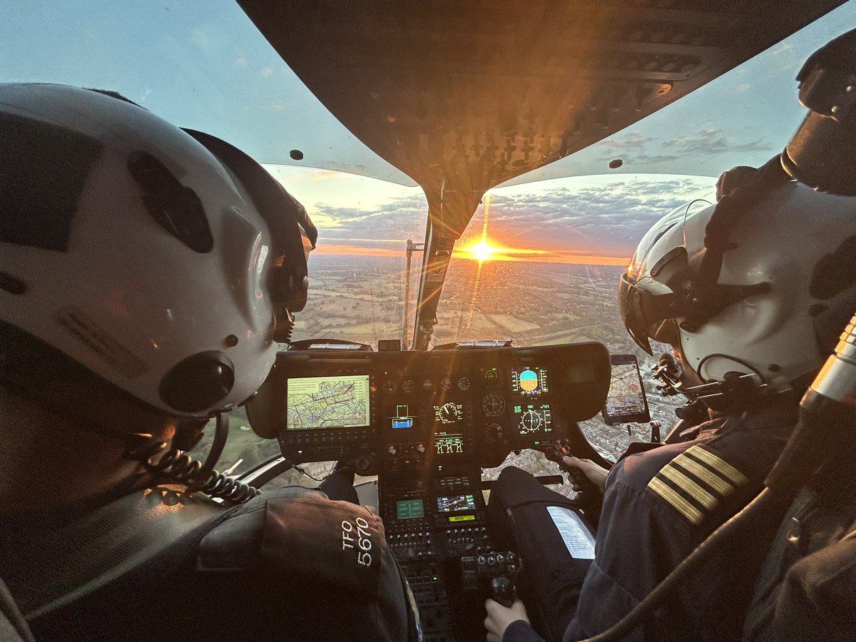 The view from NPAS16 yesterday evening, somewhere overhead Thames Valley. Shortly afterwards we located a suspect for <a href="/ThamesVP/">Thames Valley Police</a> #ViewFromTheCrew