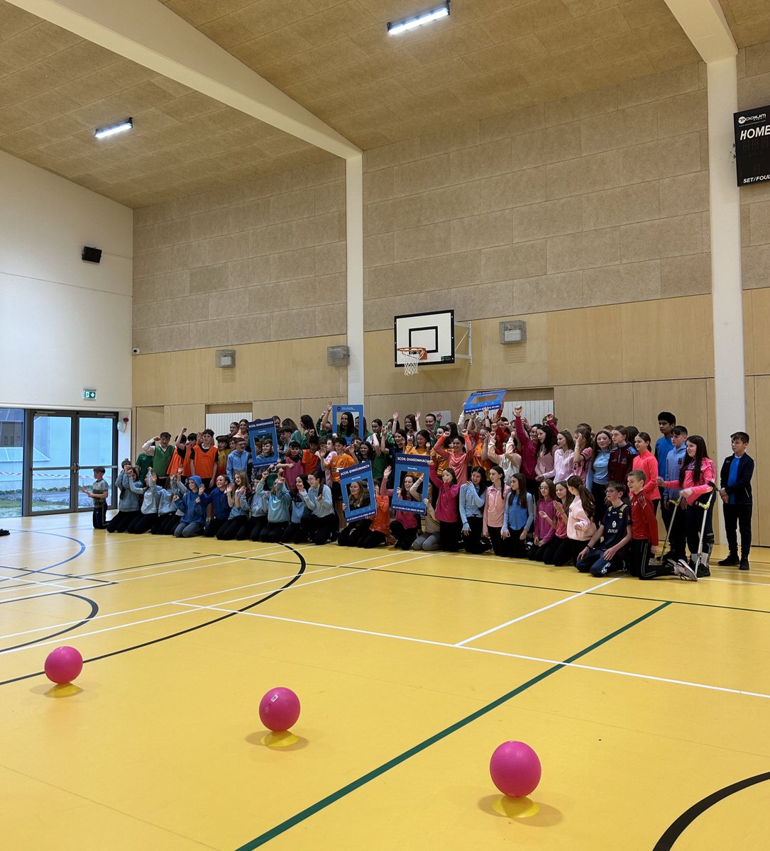 Naomi Ní Chearbhaill (@naomicarroll13) on Twitter photo Lá “Seachain” den scoth eagraithe ag a rang <a href="/GCLgniomhach/">GCL Gníomhach</a> do <a href="/ActiveFlag/">Active School Flag</a> inniu! Cluiche an-chomórtasach idir na múinteoirí agus a rang <a href="/GCLgniomhach/">GCL Gníomhach</a>! Bhí bua iontach ag na múinteoirí <a href="/GCLuimnigh/">GCLuimnigh</a> 🏆 #Foireann 🫶 Lá “Seachain” den scoth eagraithe ag a rang <a href="/GCLgniomhach/">GCL Gníomhach</a> do <a href="/ActiveFlag/">Active School Flag</a> inniu! Cluiche an-chomórtasach idir na múinteoirí agus a rang <a href="/GCLgniomhach/">GCL Gníomhach</a>! Bhí bua iontach ag na múinteoirí <a href="/GCLuimnigh/">GCLuimnigh</a> 🏆 #Foireann 🫶