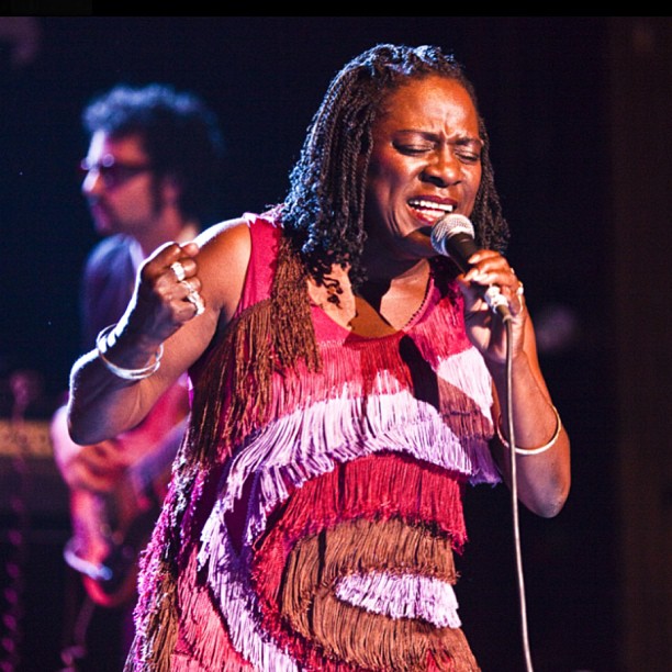 She always brought the soul. #SharonJones #RIPSharonJones #SharonJonesAndTheDapKings