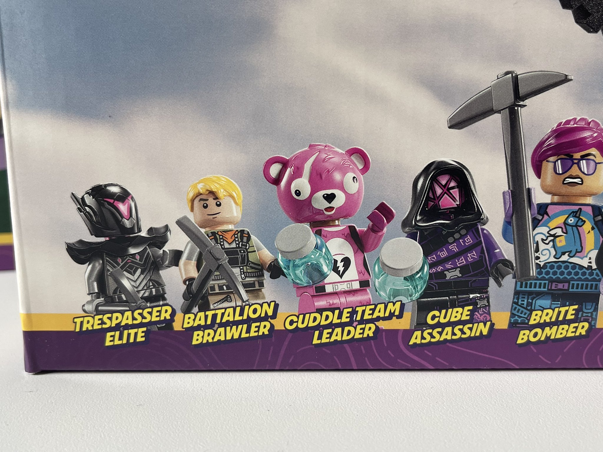 Rezztro on X Out of the first nine LEGO Fortnite minifigures to exist two of them are members of The Last Reality COINCIDENCE I THINK NOT https t bDQ1QMTEVa X