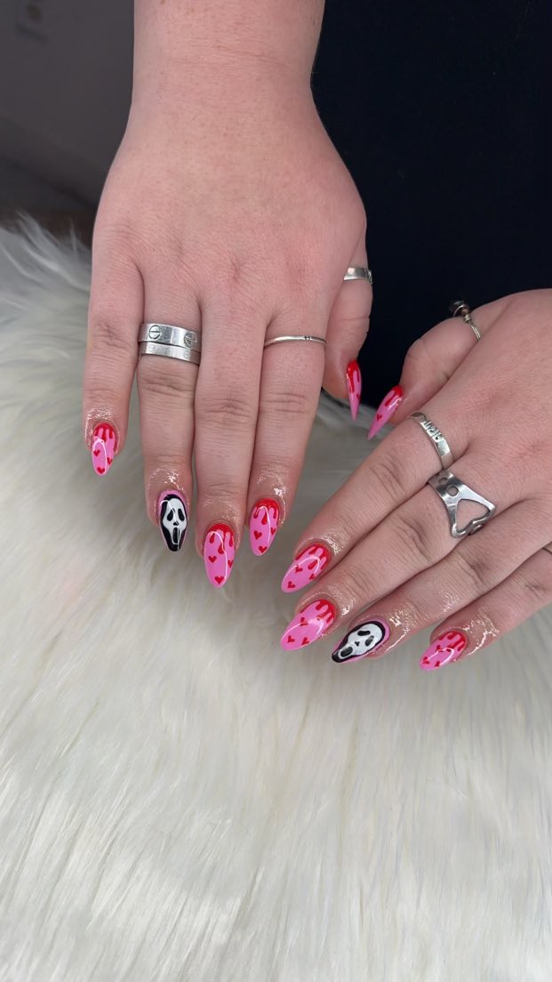 NailShadow30144's tweet photo. Channeling spooky vibes with these hauntingly cute ghost nails! 👻💅 Don’t be scared to slay all season long! 🕸️🖤 
 
📞 Phone: 678-402-8345
📍 Palazzo Nail Spa Kennesaw  #Boo-tifulNails #GhostlyChic #SpookyGlam #kennesaw #nails #atlantanails #kennesawnails https://t.co/DrbL0AAhqe