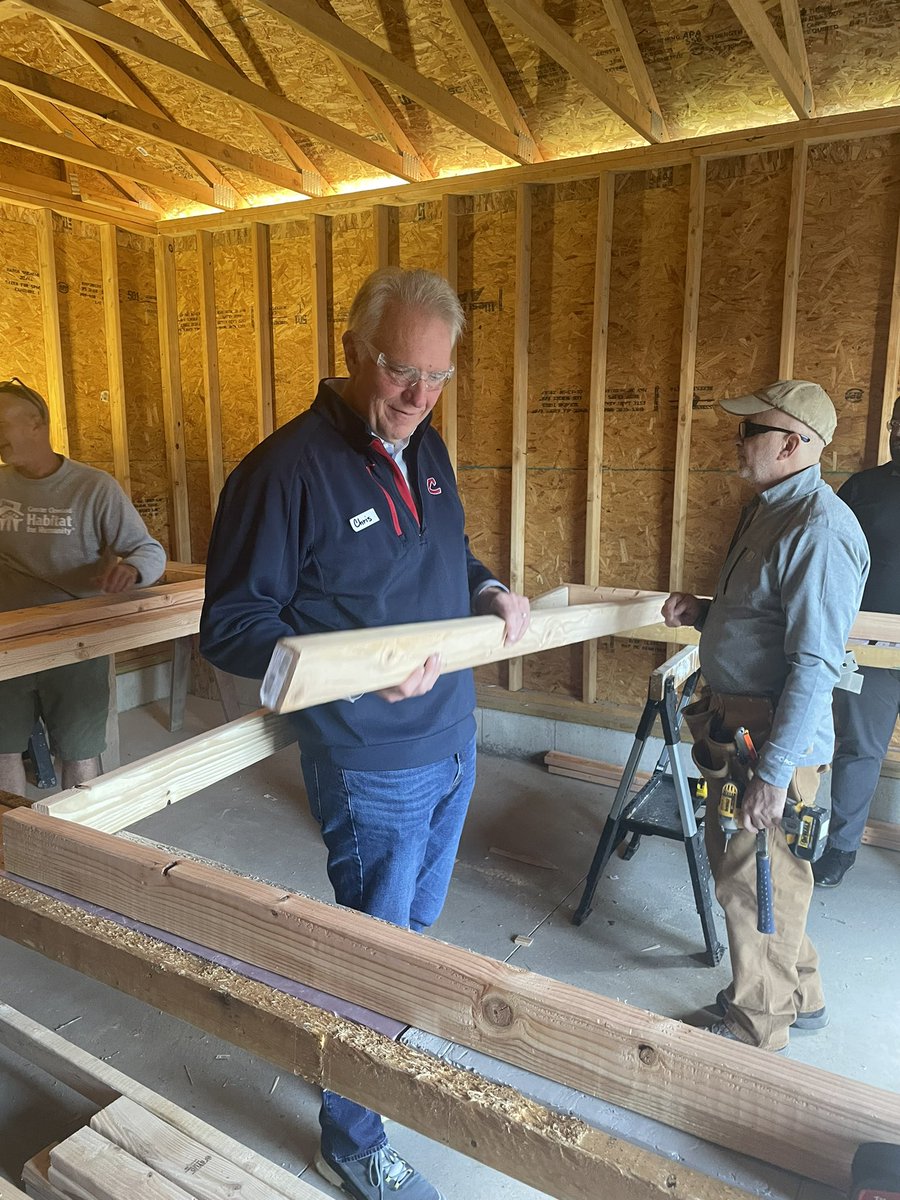 Kate Warren tweet media