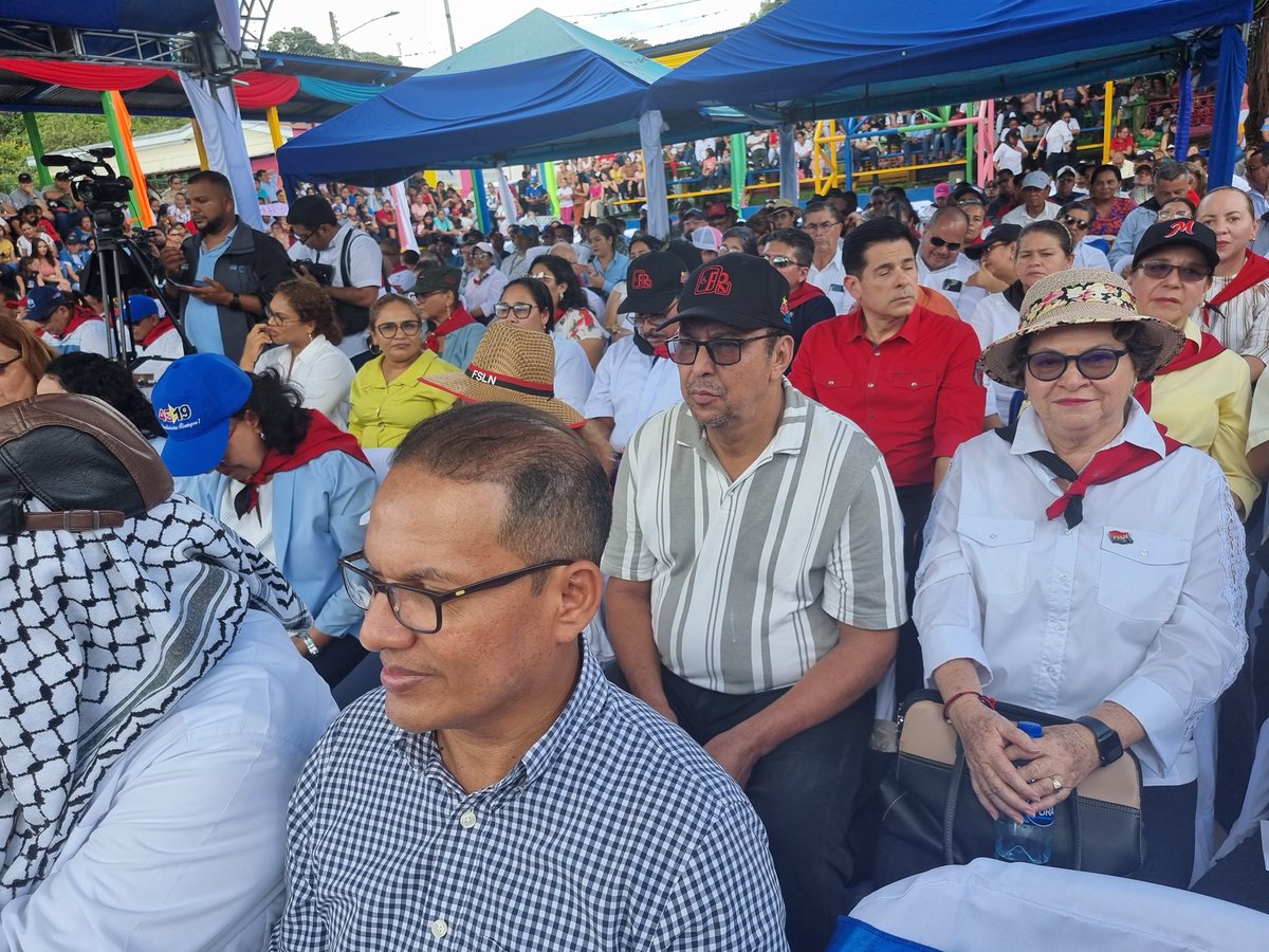 edwincastror's tweet photo. Sesion Especial de la Asamblea Nacional  en honor al General Benjamín Zeledon, heroe nacional, en La Concordia, Jinotega
4 de Octubre, aniversario de su nacimiento y de su paso a la inmortalidad. https://t.co/BNk3Tqxq39