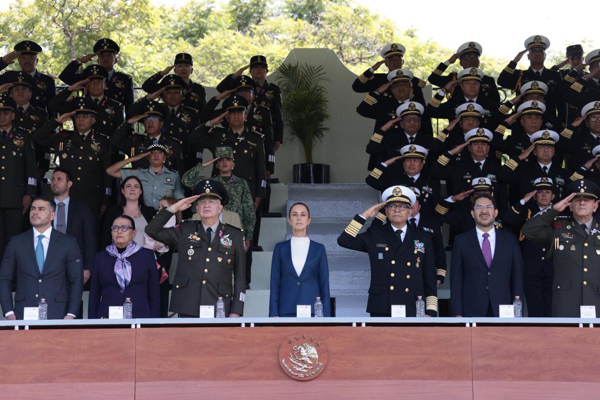 Discurso del almirante Raymundo Pedro Morales Ángeles  <a href="/SEMAR_mx/">SEMAR México</a>  <a href="/SEDENAmx/">AltoMando</a> <a href="/Claudiashein/">Claudia Sheinbaum Pardo</a>  urbano24horas.com/2024/10/discur…