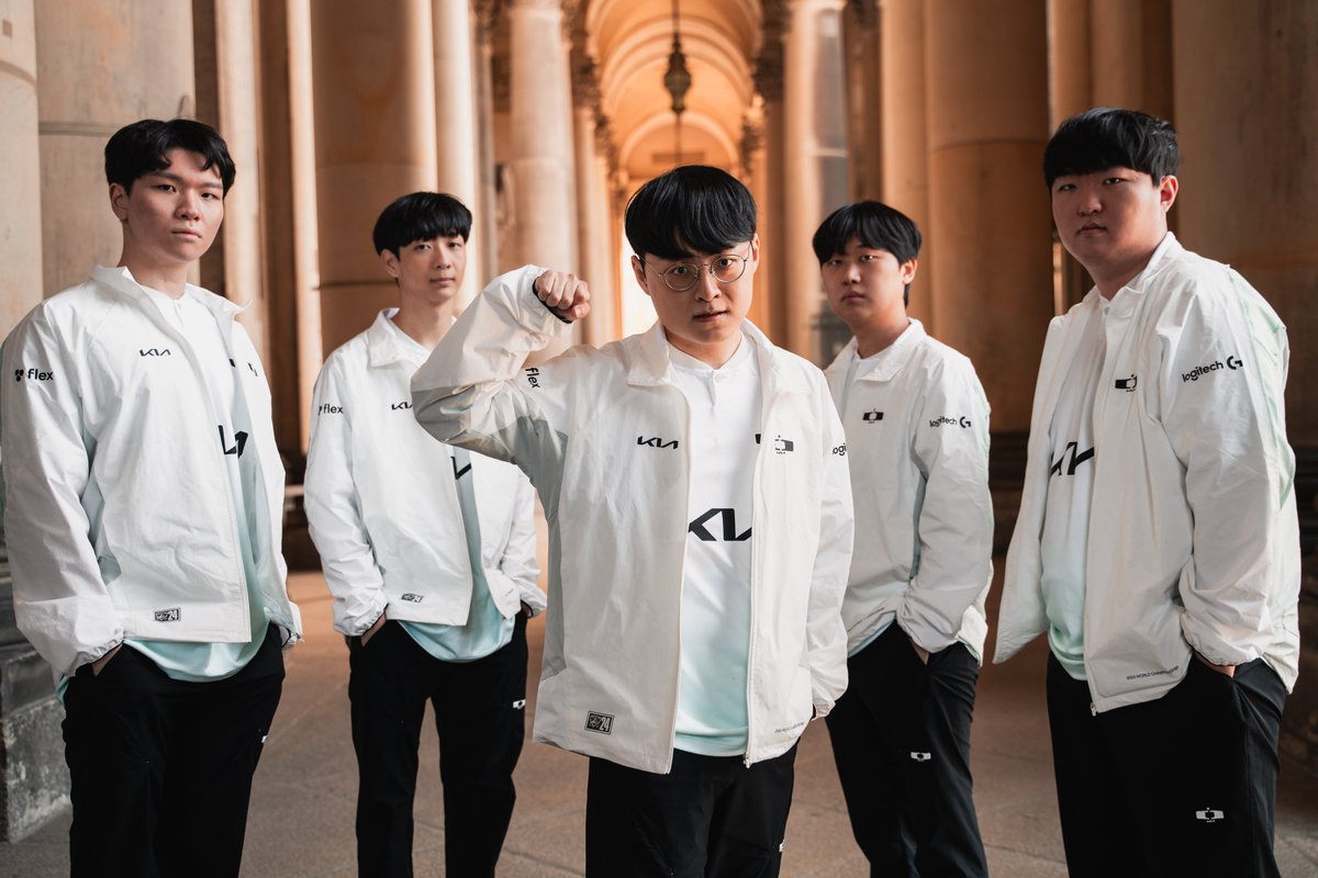 LoL Esports tweet media