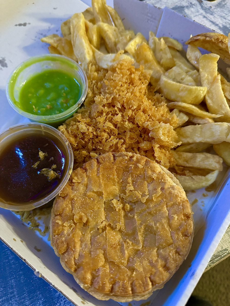 roundarway's tweet image. Should of been in Cumbria tonight car repairs pissed all over that , this will soften the blow tho #chippytea