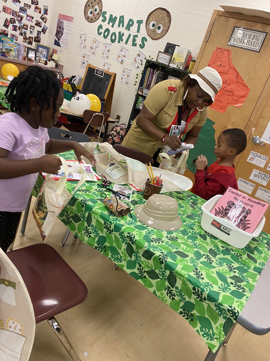 Loved sharing Zoo Day with <a href="/keishabolling/">keishabolling@gmail.com</a> and the students <a href="/RedOakElemen/">Red Oak Elementary School</a>. I can’t wait to read about their adventures with Ella the Elephant!