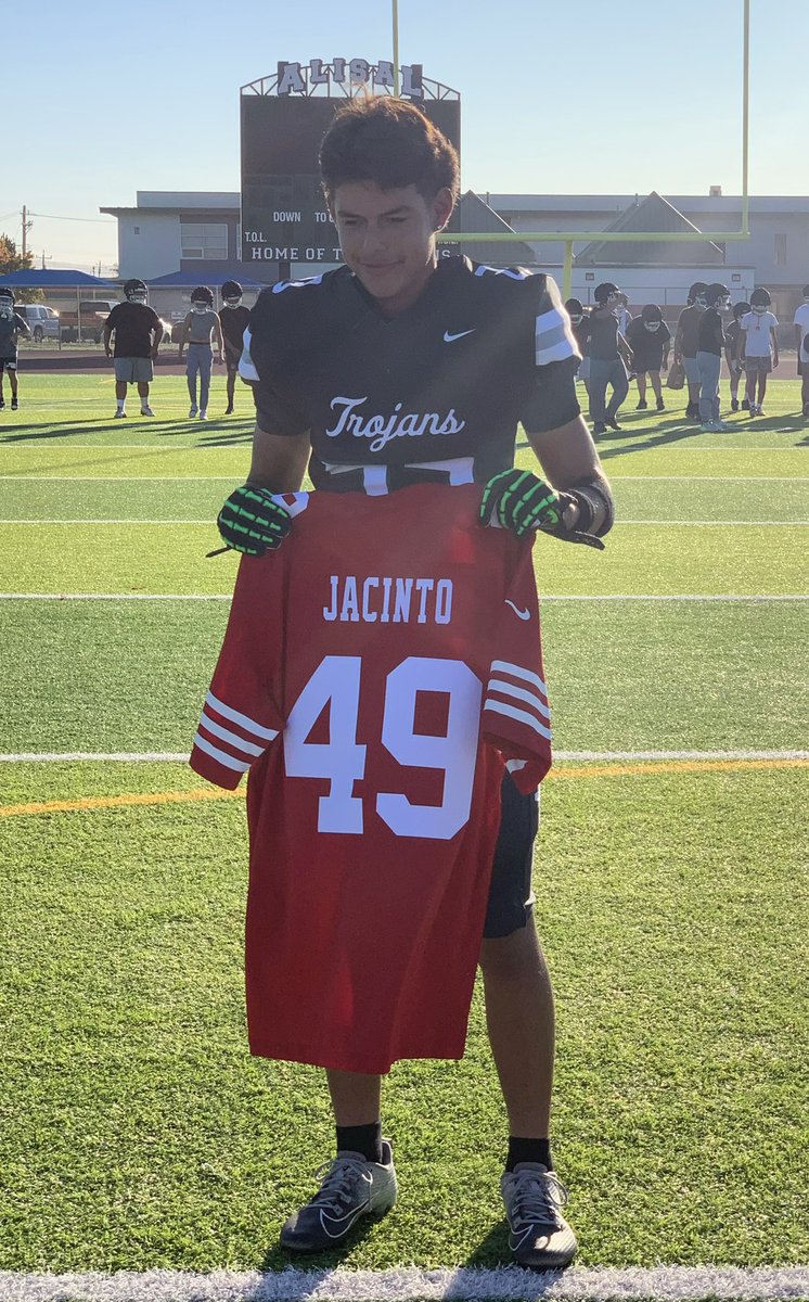 Alisal defensive back Rogelio Jacinto was selected among 75 high school senior football players as the nominee for the 49ers Hispanic Heritage Foundation. He will represent the 49ers among the 32 NFL teams for a $25,000 scholarship and a trip to the Super Bowl