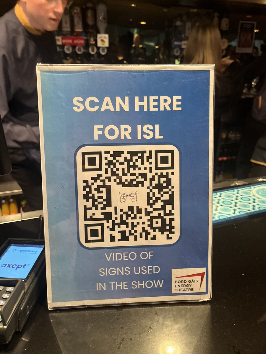 Irishdazzy's tweet image. Enjoyed @HamiltonMusical show at @BGETheatre with my sister in law Aine on wed evening Great having isl interpreters @VanessaOConnel9  dawn Kelly - #islaccess #greatshow