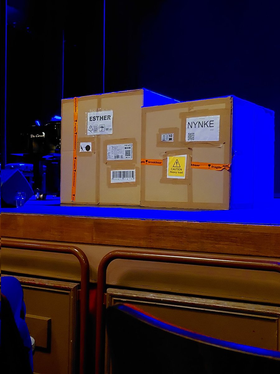 Bij de première van <a href="/nynke/">Nynke Wijnja</a> en <a href="/esgroenenberg/">Esther Groenenberg</a> ❤