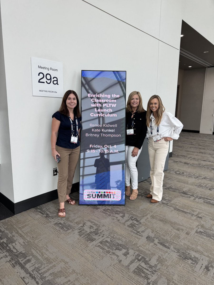 Ms. Thompson tweet media