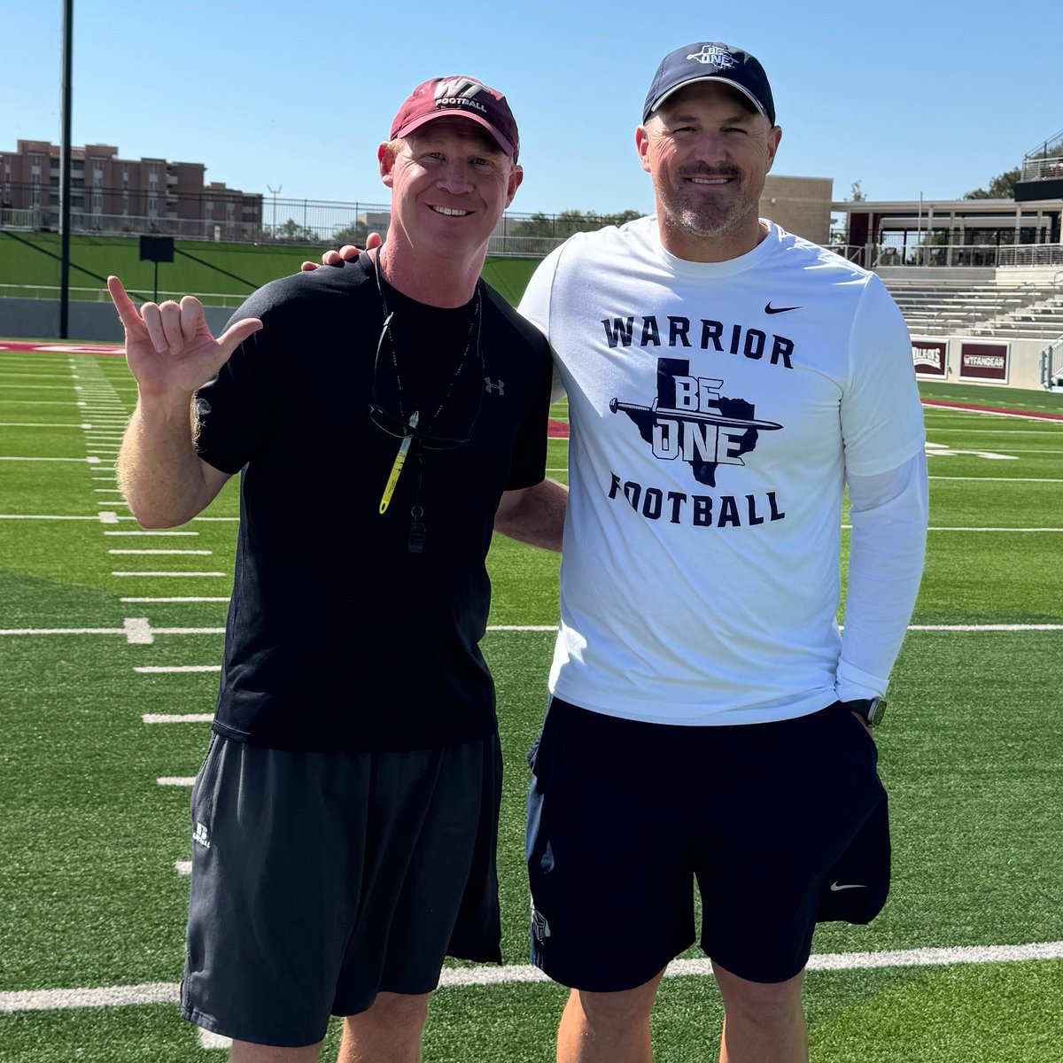 Exciting Day in the 8⃣0⃣6⃣

Dallas Cowboys legend and future Hall of Famer <a href="/JasonWitten/">Jason Witten</a> stopped by Bain-Schaeffer Buffalo Stadium for a walk-thru with his Liberty Christian squad before a matchup with West Plains tonight

#BuffNation | #HereWeCome