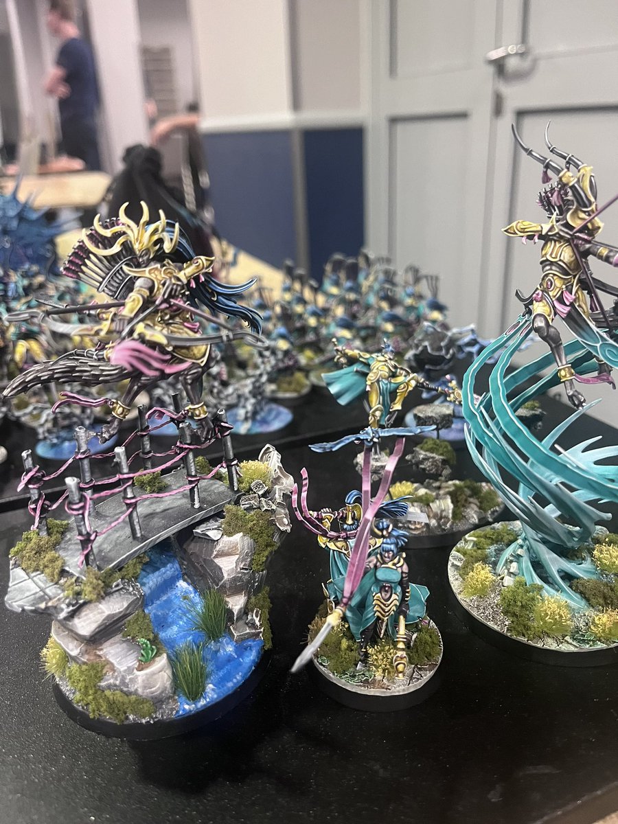 PeterQrkowski tweet media