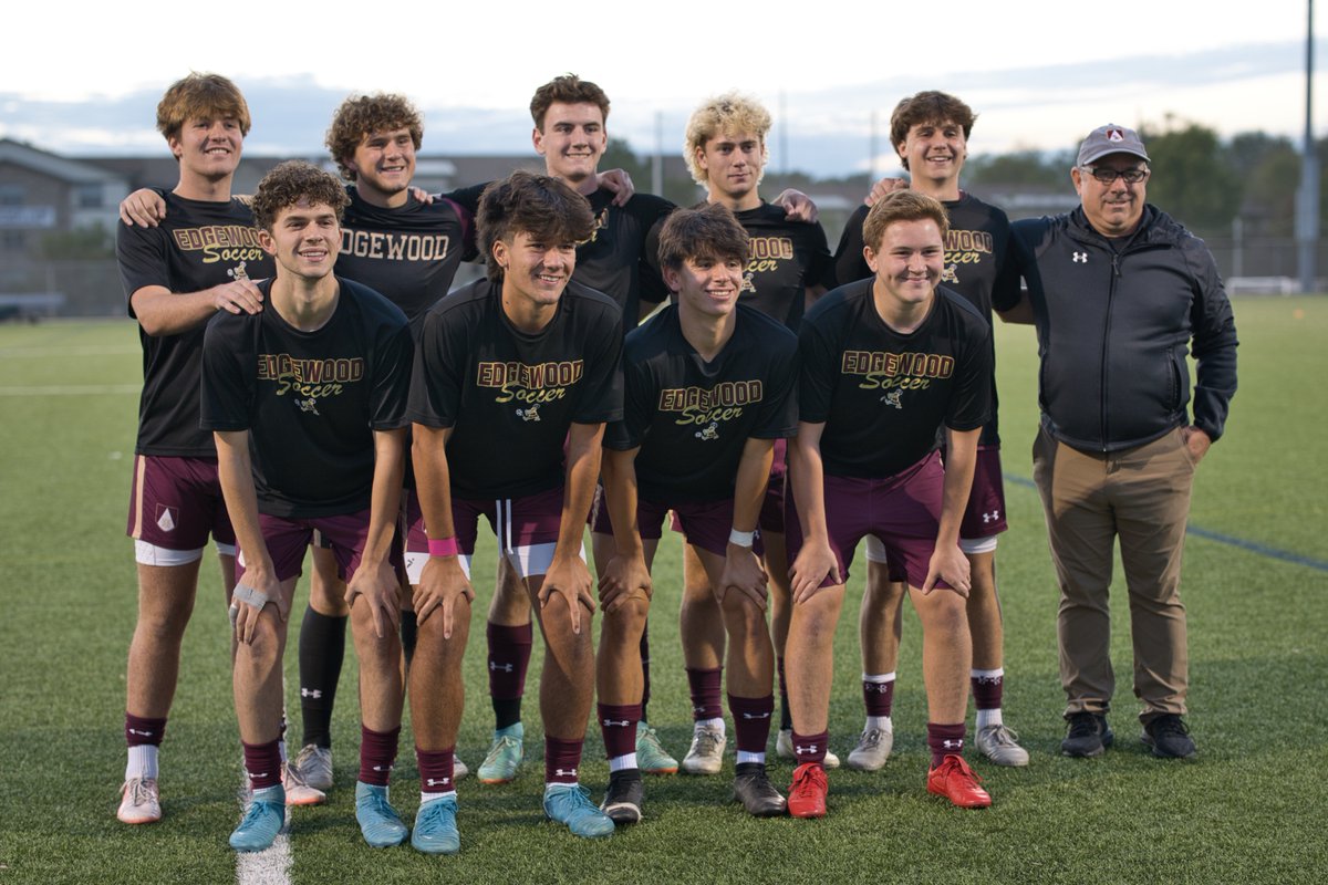 EdgeMedia.Pro (@edgemediapro) on Twitter photo Crusader Soccer scored a 1-0 win over Sugar River on Senior night <a href="/Crusaders_ATH/">Crusader Athletics</a> <a href="/EdgewoodHSMad/">Edgewood High School of the Sacred Heart</a>
Support Crusader Athletics edgewoodhs.org/support/make_a…
See the Seniors and their parents here: flic.kr/s/aHBqjBLpCj Crusader Soccer scored a 1-0 win over Sugar River on Senior night <a href="/Crusaders_ATH/">Crusader Athletics</a> <a href="/EdgewoodHSMad/">Edgewood High School of the Sacred Heart</a>
Support Crusader Athletics edgewoodhs.org/support/make_a…
See the Seniors and their parents here: flic.kr/s/aHBqjBLpCj