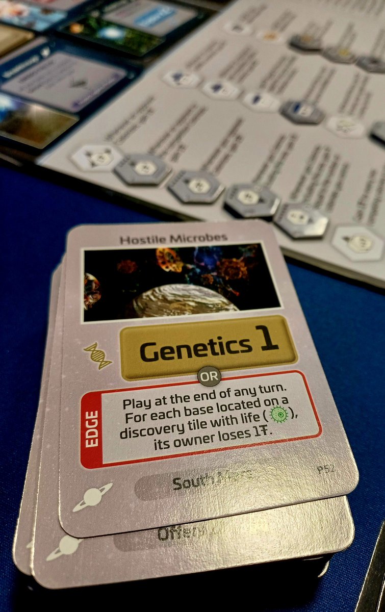 vanlast2's tweet photo. #SpaceCorp
Segunda partida.
La verdad que es un juego bastante curioso con los tres tableros que entran de forma progresiva en juego, cada uno ampliando las reglas de la era previa. Parece que hay muchas estrategias diferentes por las que tirar. https://t.co/sJeJj1cadR