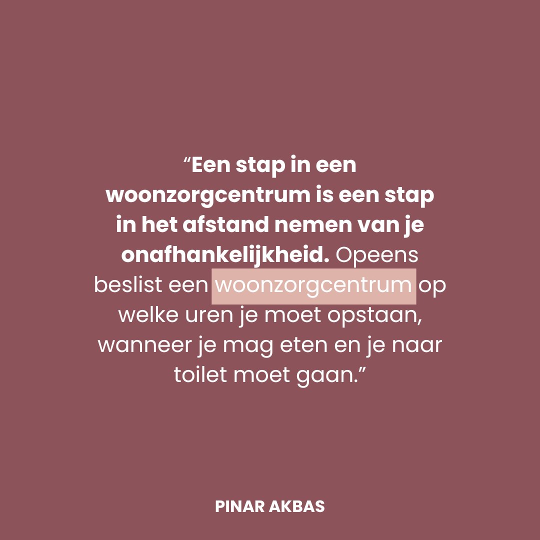AkbasPinar1980's tweet photo. Ik moest als stagiaire een bewoner van een woonzorgcentrum om 7 u 's ochtends wakker maken om hem te helpen met de ochtendzorgen. Ik sloop in stilte zijn kamer binnen en probeerde hem wakker te maken waarop hij zich naar de andere kant van zijn bed omdraaide. Ik droop dan maar in stilte af en vroeg aan de verantwoordelijke verpleegkundige of ik iemand anders misschien kon helpen want meneer wilde nog niet opstaan. De verpleegkundige antwoordde dat hij gewoon moest luisteren en liep met een zucht richting zijn kamer, knipte het groot licht in de kamer aan en joelde: 'meneer X, wakker worden, het is ochtend!'
De bewoner van het woonzorgcentrum draaide zich om en smeekte om met rust gelaten te worden, hij wilde uitslapen. 

'Verdien ik dat niet na 40 jaar werken?' 

De verpleegkundige was onwrikbaar: 'als ik op iedereen moet wachten, dan zijn we deze middag nog niet klaar met mensen wassen!'

Dit voorval had zo'n indruk op mij achtergelaten waardoor ik voor mezelf had besloten om nooit in een woonzorgcentrum te werken of te wonen op mijn oude dag. Jaren later ging ik als freelancer in de woonzorgcentra werken om de temperatuur in de ouderenzorg te meten. De situatie was nog altijd hetzelfde. Opstaan, ontbijten, middageten, activiteiten, toiletgang, slapen: alles wordt gecontroleerd door het beleid van een woonzorgcentrum. 

Het is met een reden dat zorgverleners, die ik heb geïnterviewd,  met een aversie kijken naar de woonzorgcentra waar ze werken (zie vorige post over de woonzorgcentra). Het is ook met een reden dat ouderen zo lang mogelijk thuis willen blijven, ondanks de sociale isolatie en vereenzaming die er kunnen optreden als ze minder mobiel worden of als de partner komt te overlijden. Terwijl ik denk dat ik mij veiliger zou voelen op mijn oude dag als ik in een woonzorgcentrum zou kunnen wonen met behoud van autonomie. Journaliste Ann Peuteman ijvert al jaren voor de rechten van onze bejaarden. Maar ik zie niets bewegen in de sector. 

Het woord alleen al 'woonzorgcentrum': kijk op de websites van een paar woonzorgcentra en ze spreken allemaal over ontzorgen. We moeten bejaarde mensen niet ontzorgen, we moeten ervoor zorgen dat ze zich veilig voelen in een verblijfsvorm waar ze omgeven zijn door niet alleen maar leeftijdgenoten en zorgverleners maar ook door de samenleving. Momenteel zijn de woonzorgcentra nog te veel geïsoleerd van de buitenwereld, ook al situeren de meeste centra zich al in de kern van de stad of het dorp. Willen we een nieuwe zorgcultuur creëren dan moeten we de samenleving betrekken in de wereld van de kwetsbaren en ze niet categoriek isoleren.