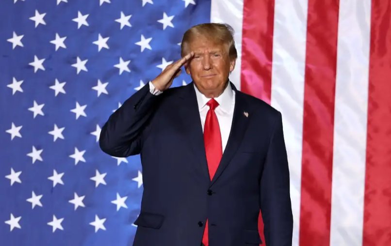 marcsmith0027's tweet image. The only commander in chief with 
#1respect #2Fear  #AmericaFirst      
#straightupgansta #4bleedsredandblue   #leaderofthepeople #Fwithusifyouwantto