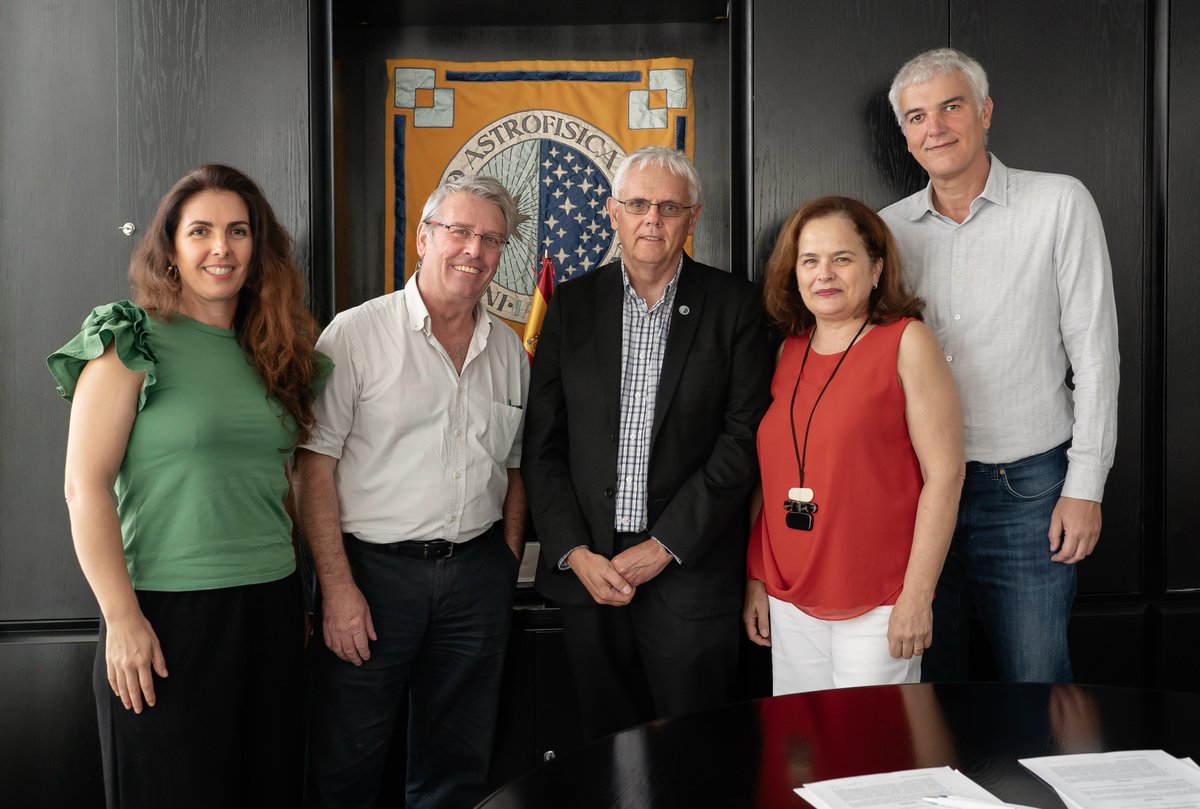 The EST Foundation and <a href="/IAC_Astrofisica/">IAC Astrofísica</a> signed today a framework agreement to cooperate on the construction of the European Solar Telescope. This will facilitate the collaboration between our institutions towards the common goal of building the EST! 😃👏👏
urlc.net/NW62
