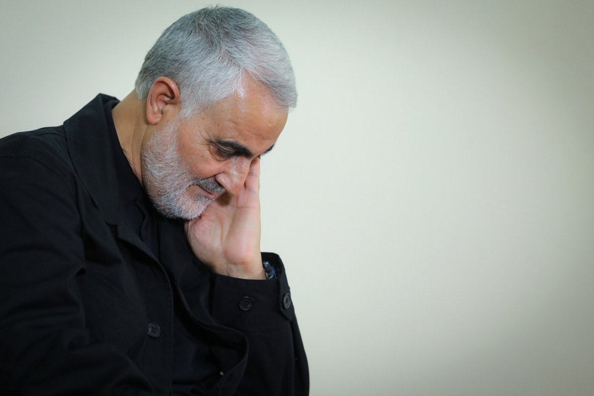 khamenei_ir's tweet photo. May God's greetings be upon the honorable commander, Lieutenant General Qasem Soleimani https://t.co/ardn3KYucI