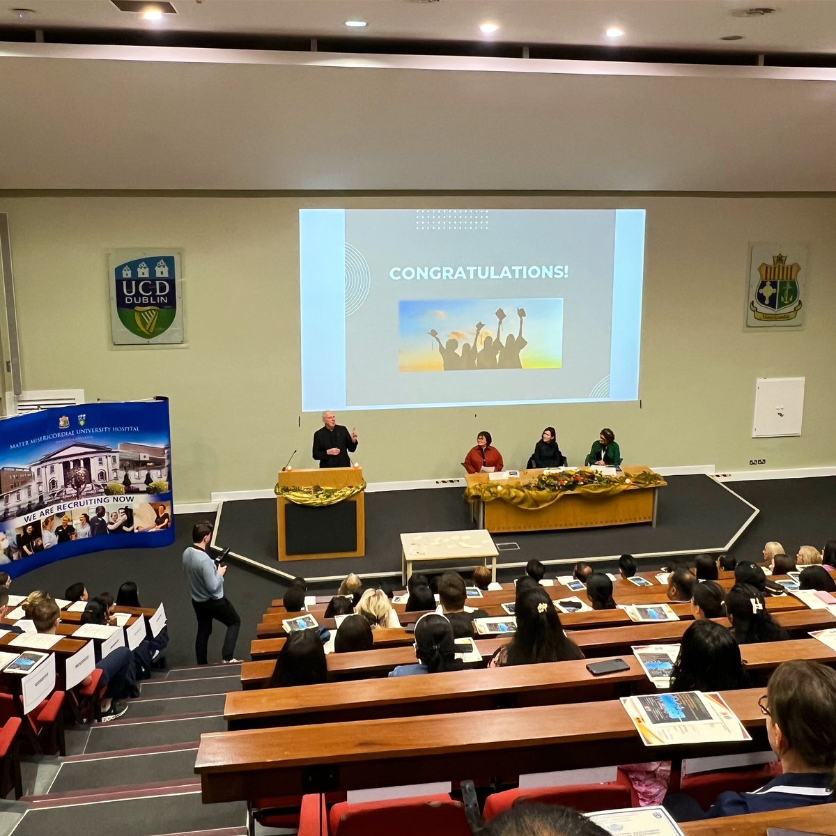 adrian_d23's tweet photo. Extremely proud 👏🏻👏🏻👏🏻 of the #MaterCardiology nurses who graduated from their Cardiovascular Nursing CPD Programme 🎉🥳🎉. #MaterCVRRE

Many congratulations 👏🏻 also to the other graduates from the vast @MaterNursing  @ucdsnmhs CPD courses across all directorates. #OurMaterTeam https://t.co/XJCtdSOraa