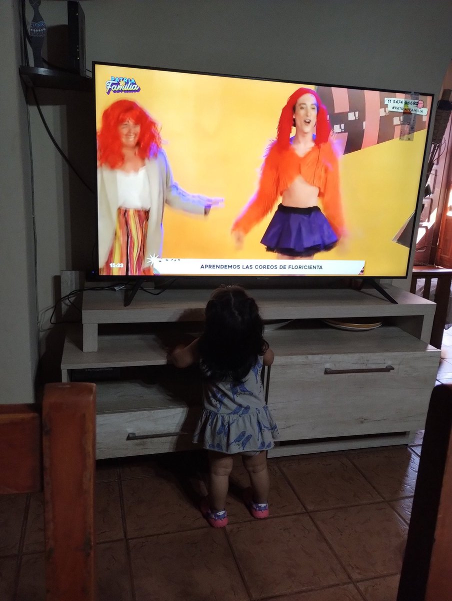 Olmos_nic's tweet photo. Fans de #AnaChiara #PatriayFamilia #Luzu https://t.co/9zsZtJqTYU