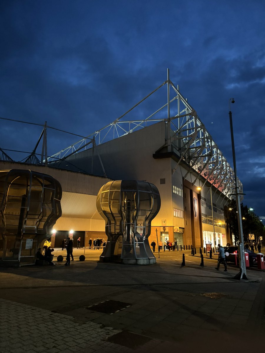 Alexander Mackay tweet media