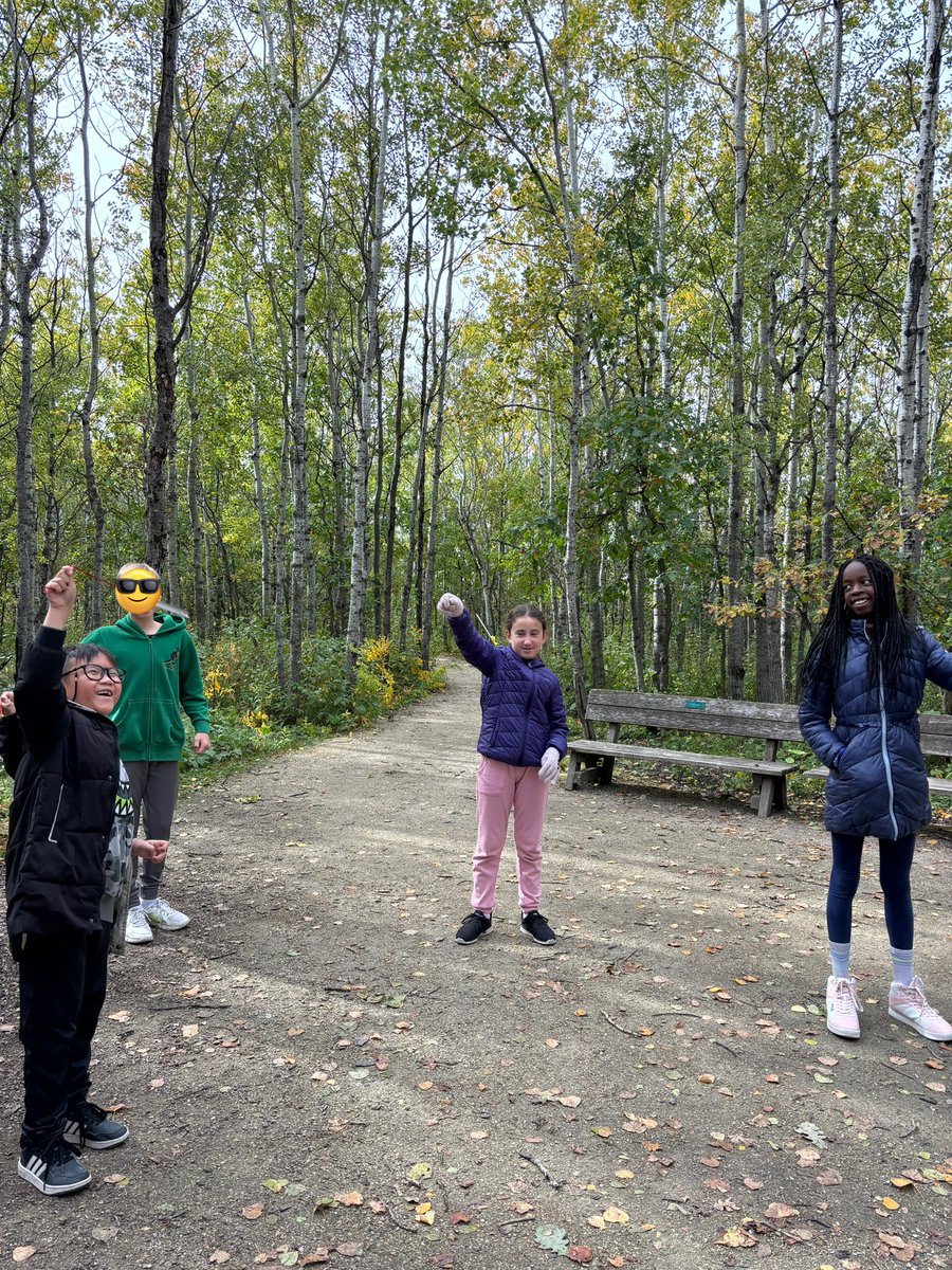 We enjoyed a sunny day at FortWhyte, learning all about the weather!  ☀️☁️