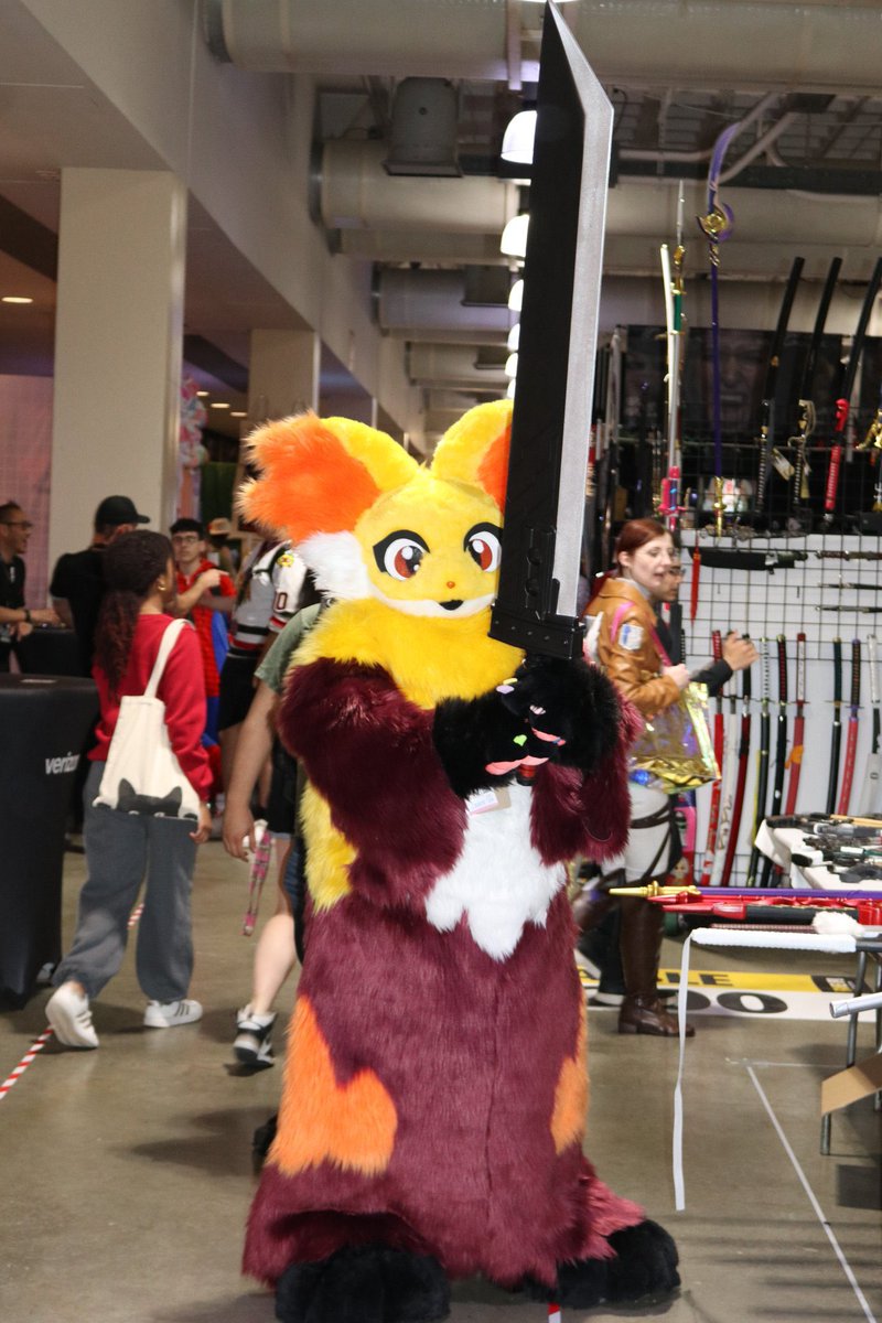 delphoxyy_'s tweet image. (Repost)