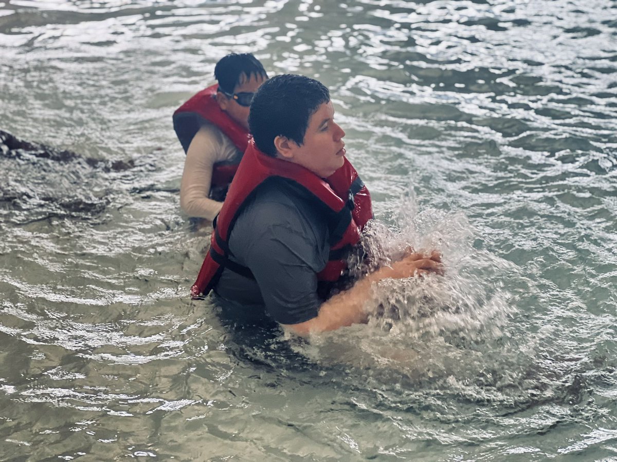 Dr. Linda Watkins (@drlindawatkins) on Twitter photo Our 7th and 8th grade THRIVE students from Lynhurst and Chapel Hill had swimming today! Love seeing the joy on these faces! ๐<a href="/ToddAHawks/">Todd Hawks</a> <a href="/MeghanHighfield/">Meghan Highfield</a> <a href="/ChcThrive/">CHC THRIVE (Heroes) ๐ฆธ๐ฝ</a> <a href="/LHCWilson/">Dan Wilson</a> <a href="/CHCPrinc_Renaud/">Mr Renaud</a> #wearewayne Our 7th and 8th grade THRIVE students from Lynhurst and Chapel Hill had swimming today! Love seeing the joy on these faces! ๐<a href="/ToddAHawks/">Todd Hawks</a> <a href="/MeghanHighfield/">Meghan Highfield</a> <a href="/ChcThrive/">CHC THRIVE (Heroes) ๐ฆธ๐ฝ</a> <a href="/LHCWilson/">Dan Wilson</a> <a href="/CHCPrinc_Renaud/">Mr Renaud</a> #wearewayne