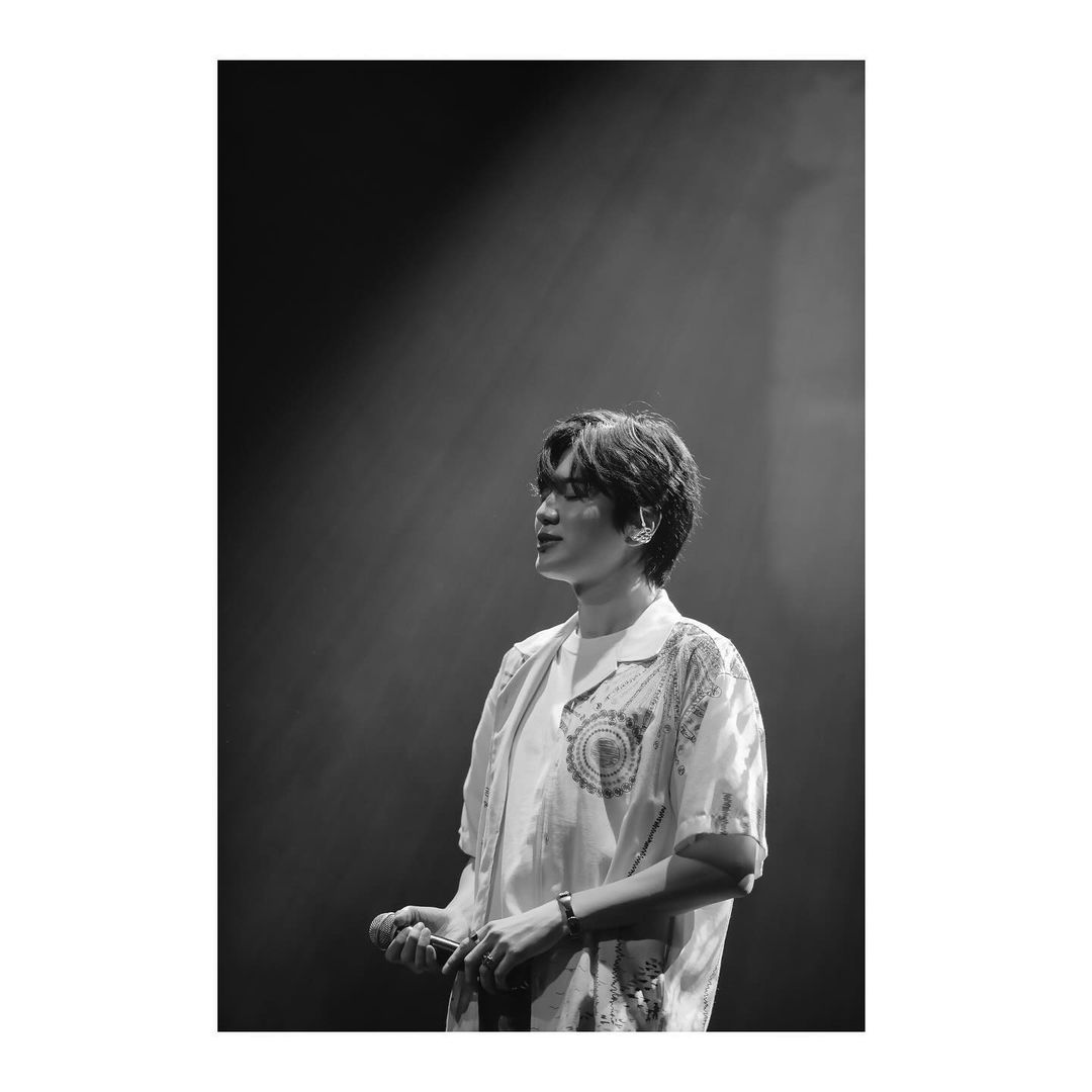 sungjongthinker's tweet photo. sungjong '다시, 시작 / re, start' asia tour behind pics (from sungjong's ig) 📸 https://t.co/4dDS1hBoos