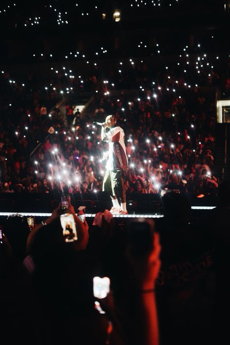 Watch T-Raww's leaked NSFW photo on TwXstars