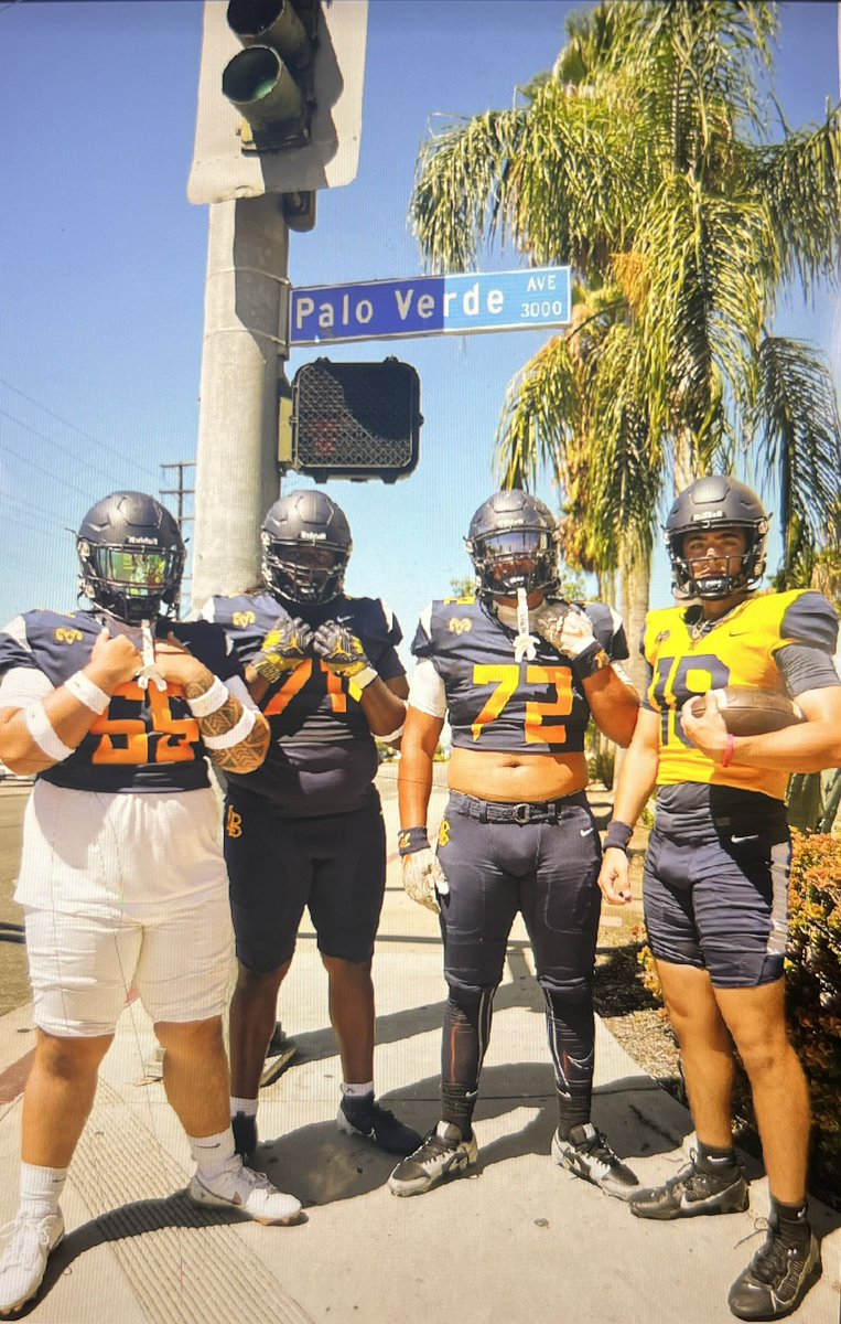 kingmao55's tweet photo. IT’S MF GAME DAY SON!! @KaponoMao vs @lbjordanhs @ Home!! #55 #TEAMMAO 🇺🇸 🇼🇸 🇦🇸