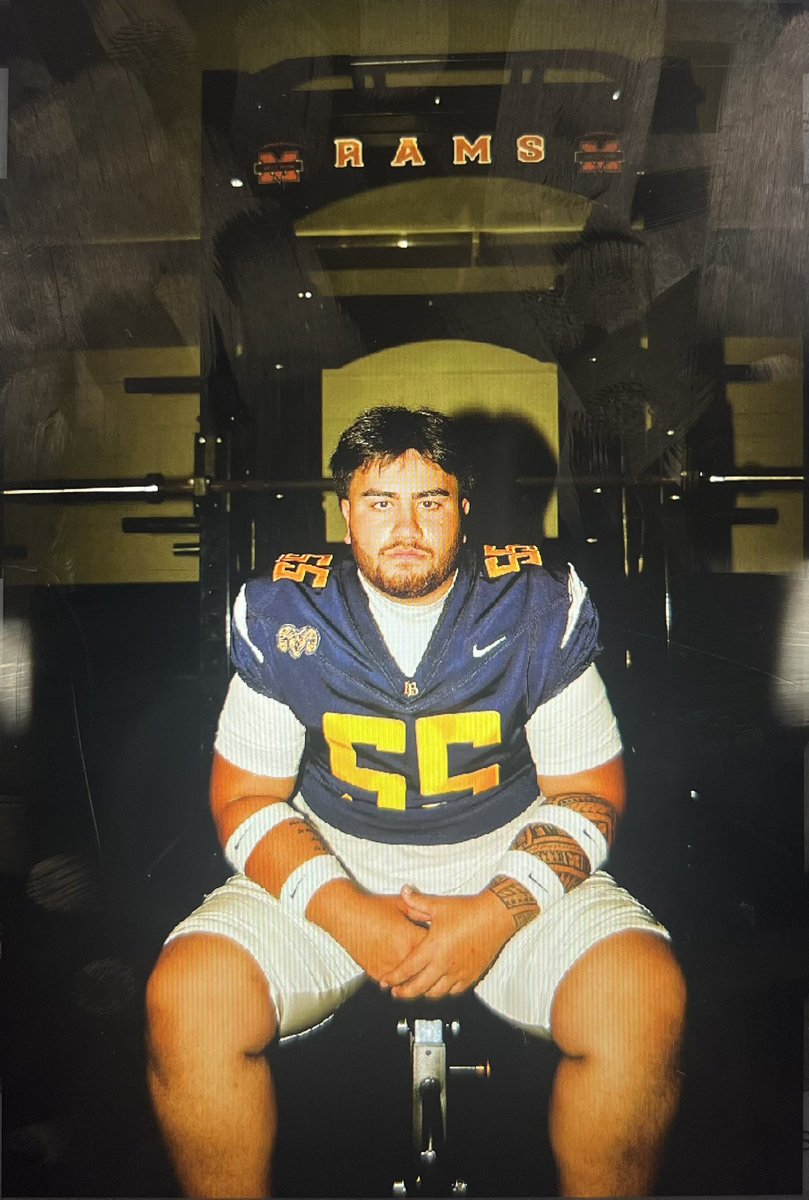 kingmao55's tweet photo. IT’S MF GAME DAY SON!! @KaponoMao vs @lbjordanhs @ Home!! #55 #TEAMMAO 🇺🇸 🇼🇸 🇦🇸