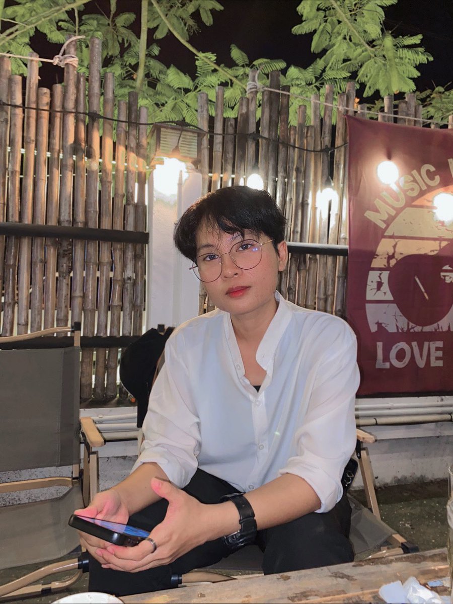 le_vvvv's tweet photo. ไว้หาเพื่อนดื่มใน กทม งับบ #หาเพื่อนเที่ยว https://t.co/1QROPZ8QvG