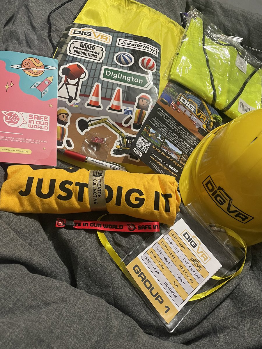 Gaypengwing's tweet photo. Loving these goodies we got on our day with @WiredP at @Diggerland_UK 🥰 thank you!!!

@DigVRgame @justaddwaterdev #gifted #wiredcreator #digvr #wiredproductions #justaddwater #diggerland #safeinourworld https://t.co/9GXl5pKvDJ