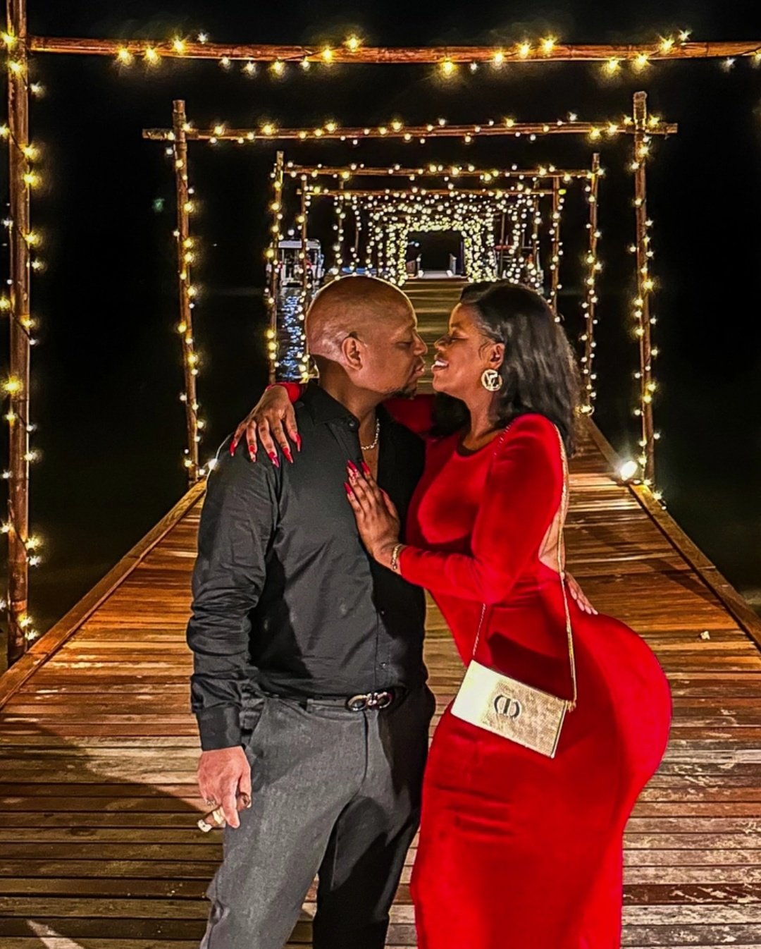 Musa Khawula on X: "Dineo Moloisane's new boyfriend Press Sihlangu is said to use women. Press Sihlangu once dated a lady from Mafikeng; North West and quickly left her when the lady