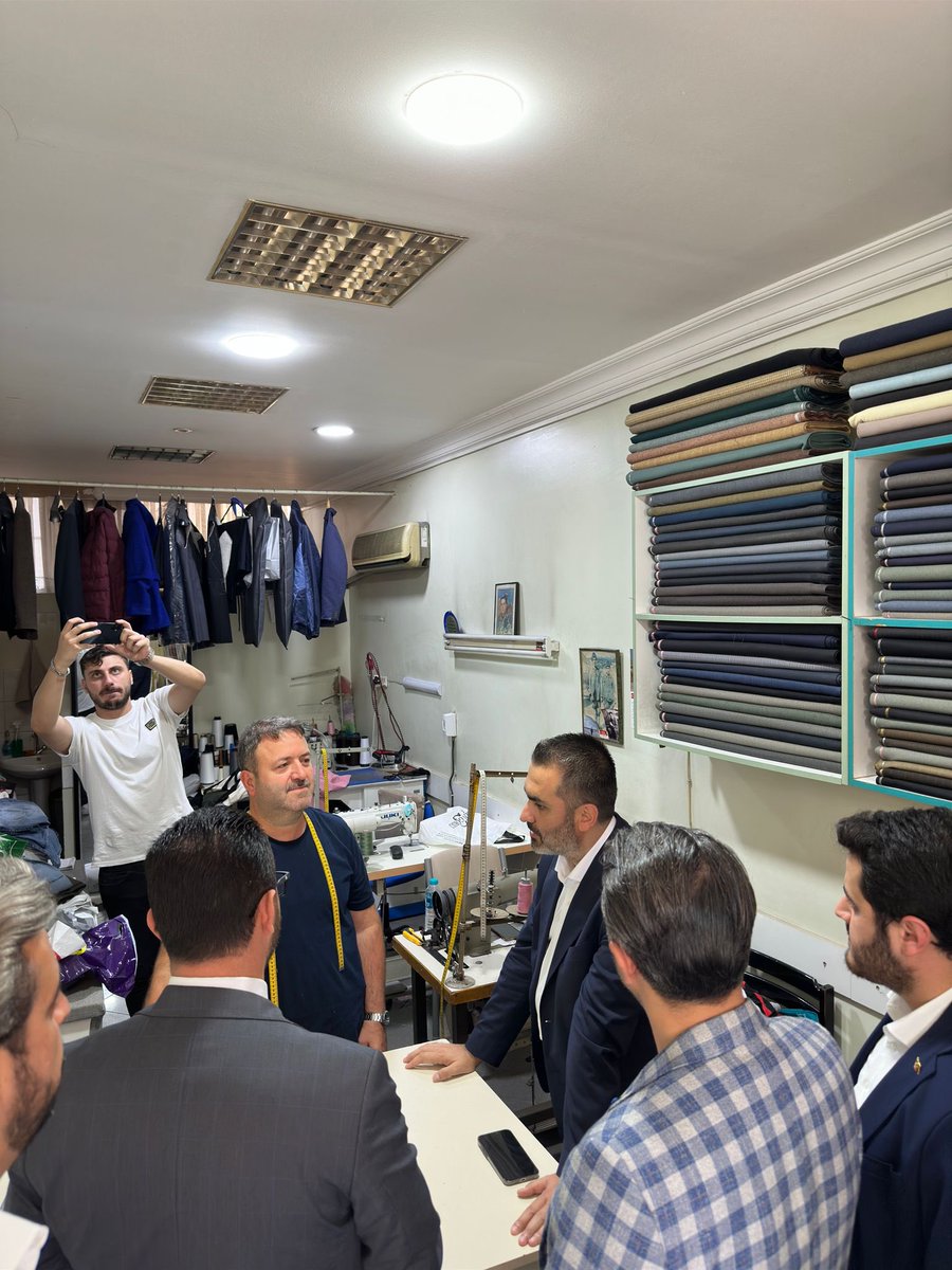 AK Parti Bakırköy (@akbakirkoy) on Twitter photo Türkiye Buluşmalarımız kapsamında, Kırıkkale Milletvekilimiz <a href="/mvmustafakaplan/">Mustafa Kaplan</a> ,il koordinatörümüz <a href="/servetyazici/">Servet Yazıcı</a> ,ilçe başkanımız @avcumaparlak ve teşkilat mensuplarımızla birlikte,
📍Osmaniye Mahallemizdeki esnaflarımızı ziyaret ettik.
#TürkiyeBuluşmaları
<a href="/osmannnurika/">Osman Nuri Kabaktepe</a> Türkiye Buluşmalarımız kapsamında, Kırıkkale Milletvekilimiz <a href="/mvmustafakaplan/">Mustafa Kaplan</a> ,il koordinatörümüz <a href="/servetyazici/">Servet Yazıcı</a> ,ilçe başkanımız @avcumaparlak ve teşkilat mensuplarımızla birlikte,
📍Osmaniye Mahallemizdeki esnaflarımızı ziyaret ettik.
#TürkiyeBuluşmaları
<a href="/osmannnurika/">Osman Nuri Kabaktepe</a>