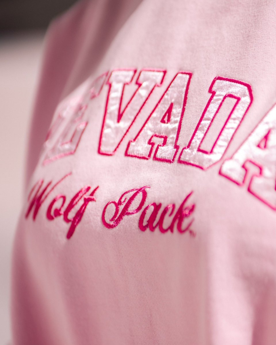 NevadaWolfPack's tweet photo. Happy #WolfPackFridays 🥳

Visit @sandboutfitters and get ready for the Fall with the Wolf Pack Cheer Crew 💗

🔗 https://t.co/4oB7EIMh1V 

#BattleBorn https://t.co/E8QbppoExX