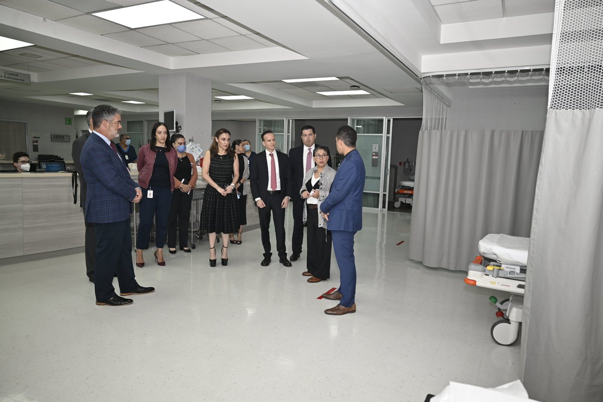 hospitalangeles's tweet photo. Hospital Angeles Health System y Cleveland Clinic dos referentes globales en la atención médica de excelencia, han formalizado un acuerdo estratégico que beneficiará a ambas instituciones al compartir conocimientos, tecnología e innovación en la atención al paciente. Esta colaboración bilateral, que se enfocará inicialmente en los Hospitales Angeles Pedregal y Angeles Lomas, está destinada a elevar los estándares de calidad en los servicios de salud en México y a proporcionar a Cleveland Clinic una valiosa visión sobre el entorno y las dinámicas médicas en América Latina.