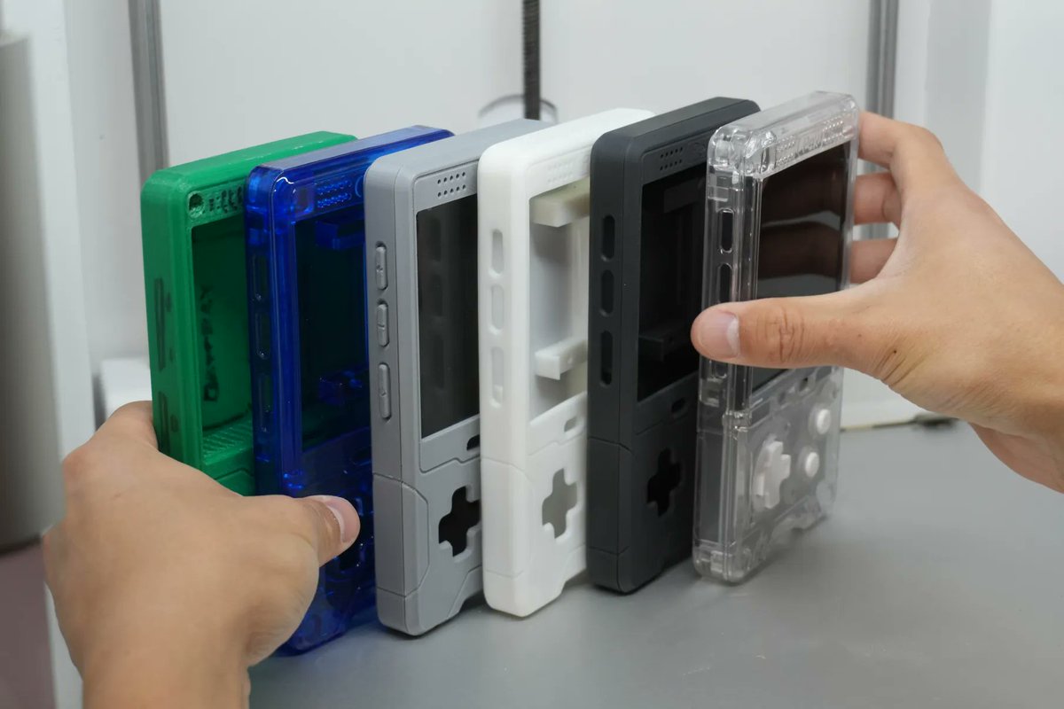 pex_labs's tweet image. the gamers yearn for the dedicated pico-8 console 🥱🥱
#retro #pico8 #gaming #game #indiehacker
