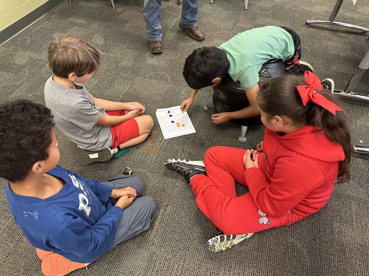 Wakanda students working on multiplication facts this fall afternoon. Ask them to share their strategies! 🎲 2️⃣✖️🔟 <a href="/SDMAOnline/">Menomonie Schools</a> <a href="/SDMA_Wakanda/">Wakanda Elementary</a>